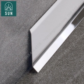 LEN CHÂN TƯỜNG INOX 304