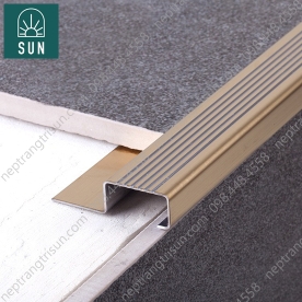 NẸP MŨI BẬC THANG INOX 304