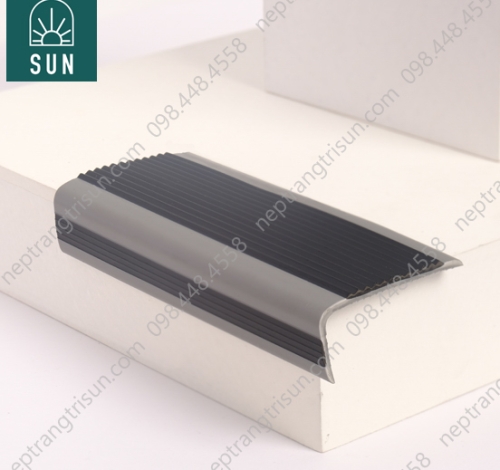 NẸP MŨI BẬC THANG PVC