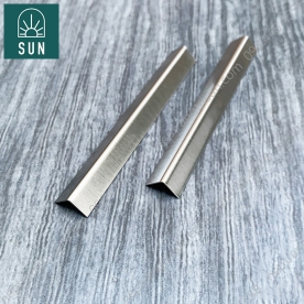 NẸP V 10MM INOX 304